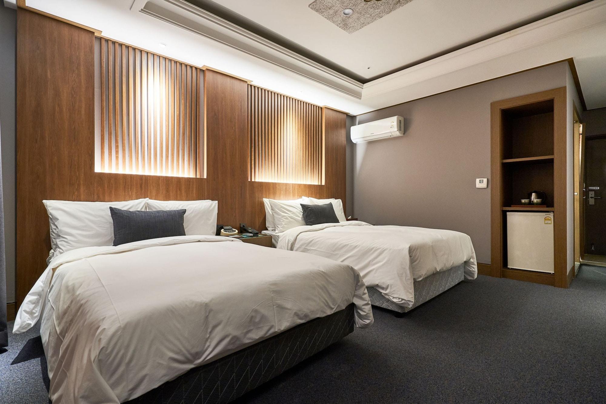 The Koryo Hotel Bucheon Exterior foto